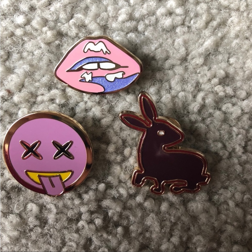 COACH pins